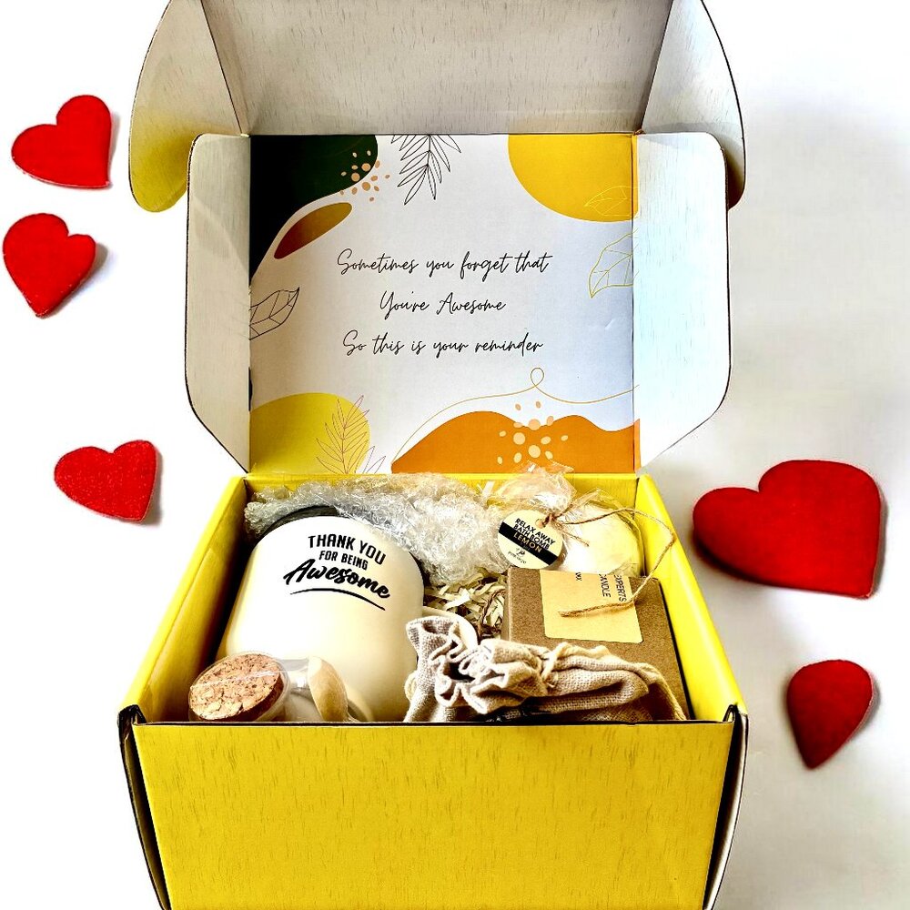 Spa Gift Set Valentine's Day Bath Salt + Candle + Soap + Mug + Bomb NEW in Box